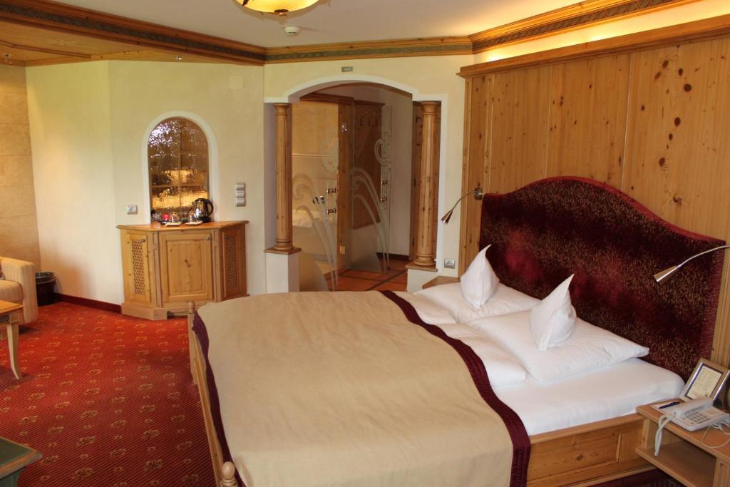 Wellnessresidenz Schalber Hotel Serfaus Ruang foto